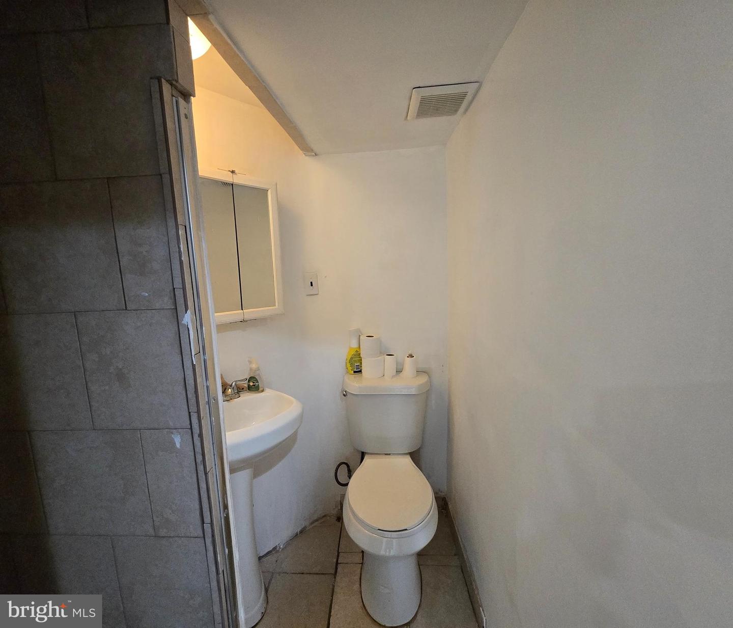 534 Rose St Property Photo 37