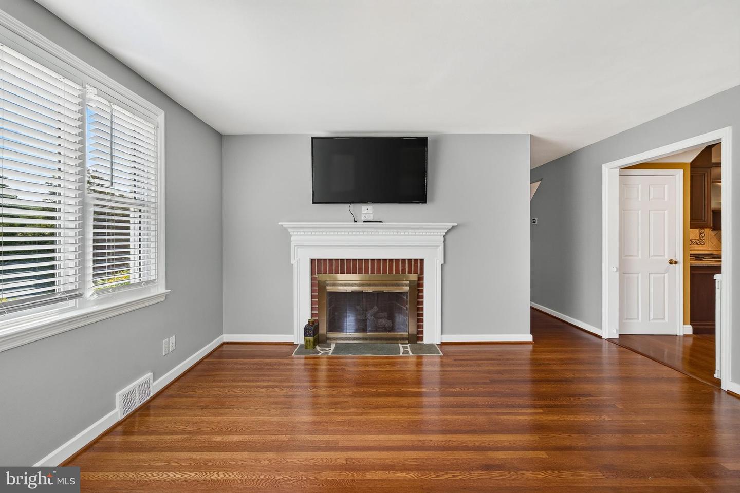 2741 Hillview Rd Property Photo 12