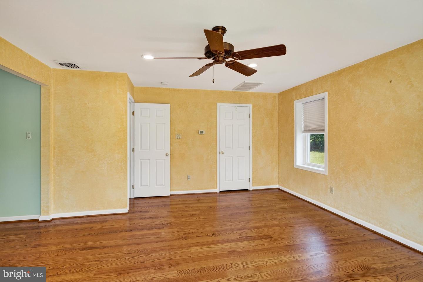 2741 Hillview Rd Property Photo 32