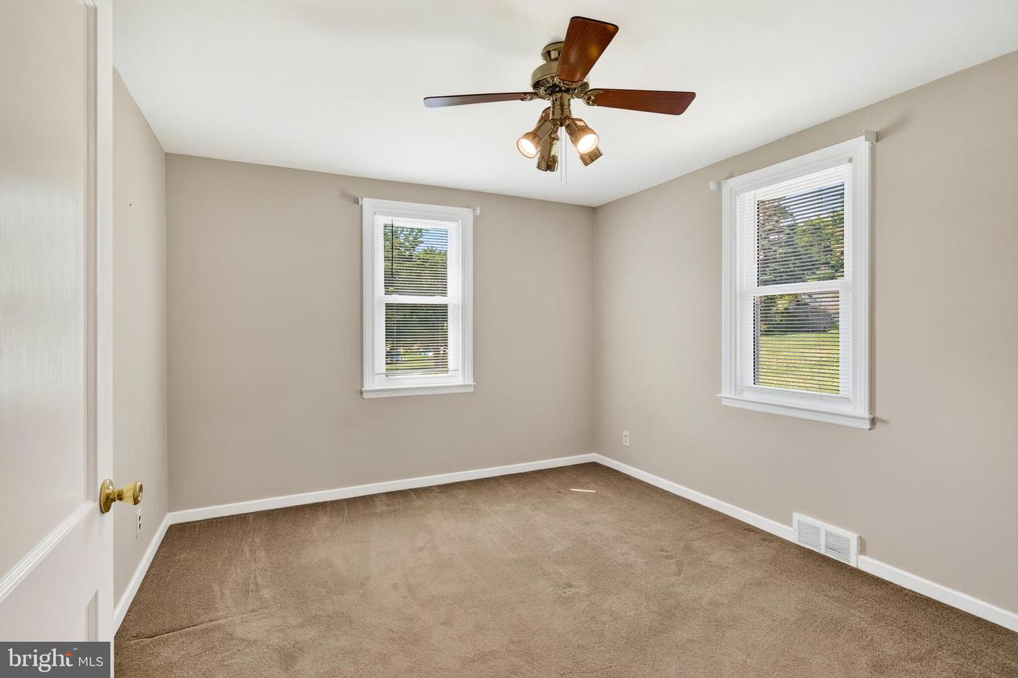 2741 Hillview Rd Property Photo 47