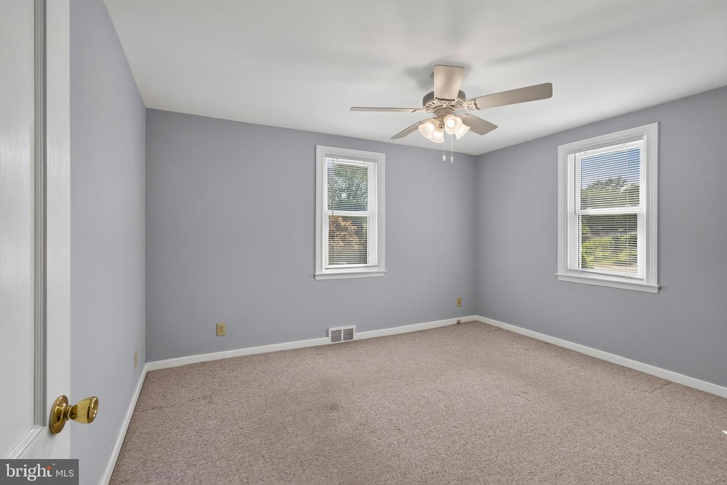 2741 Hillview Rd Property Photo 49