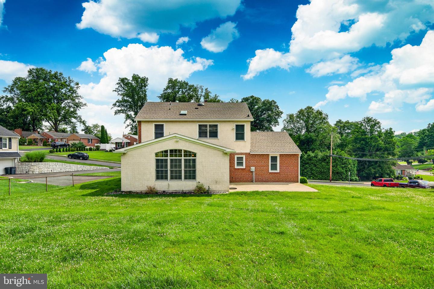 2741 Hillview Rd Property Photo 65