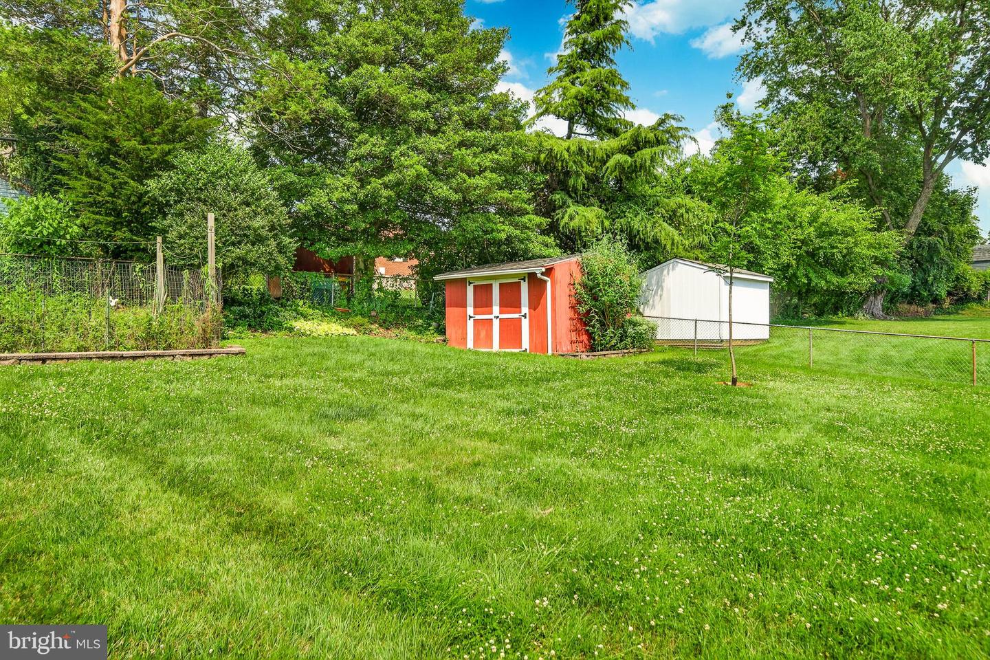 2741 Hillview Rd Property Photo 68
