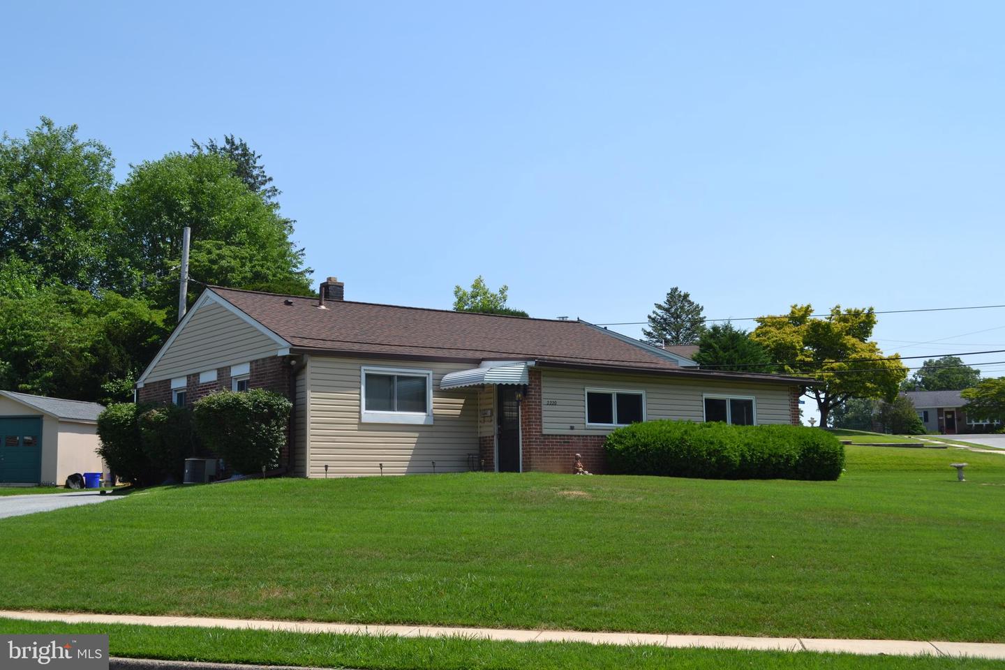2220 Baldwin Run Dr Property Photo 1
