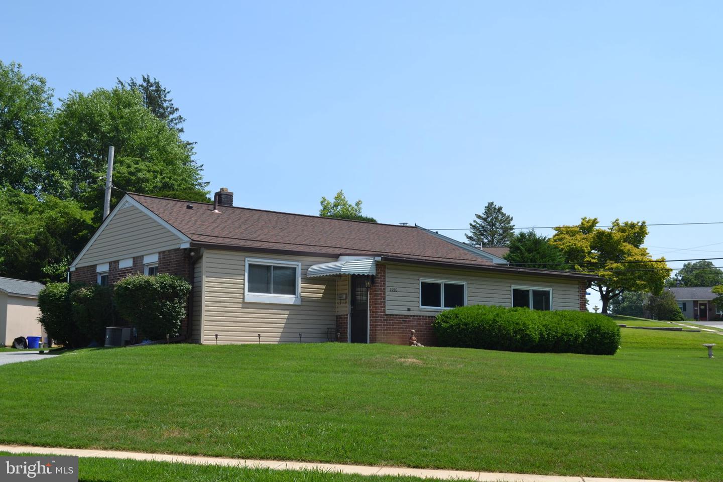 2220 Baldwin Run Dr Property Photo 5