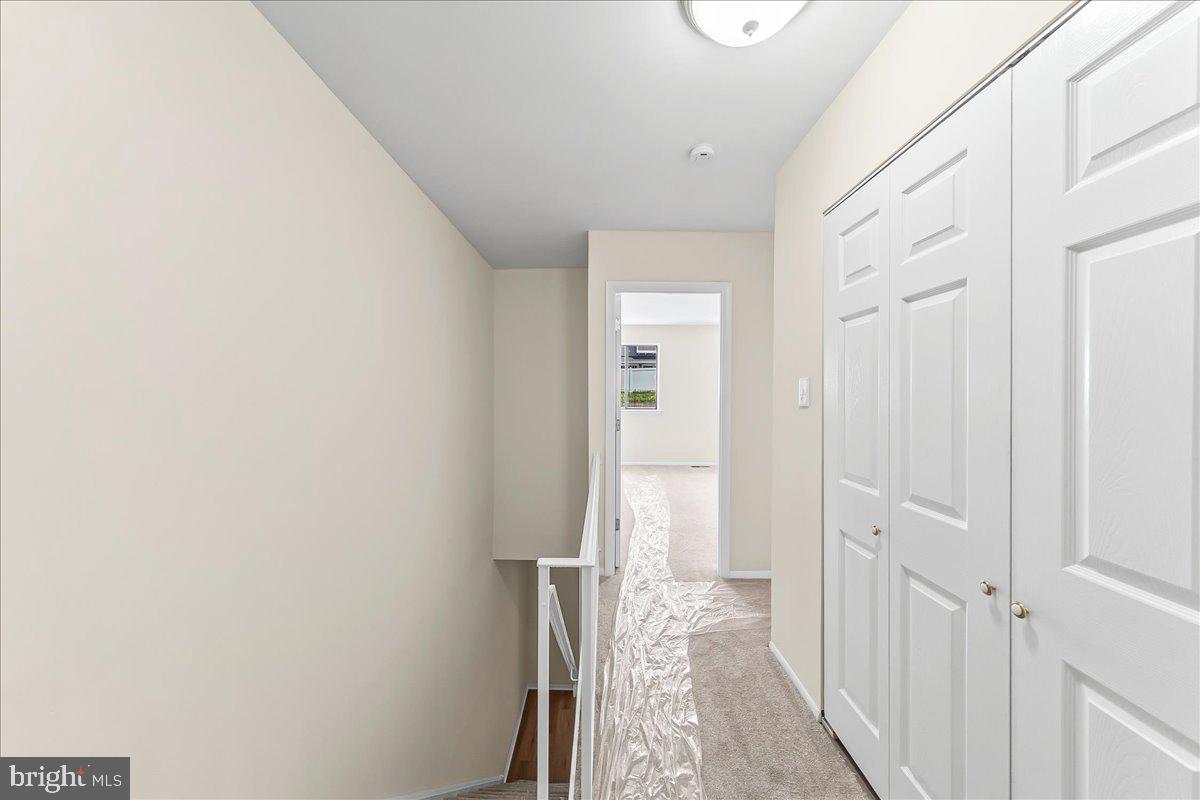 140 W Sixth St Property Photo 12