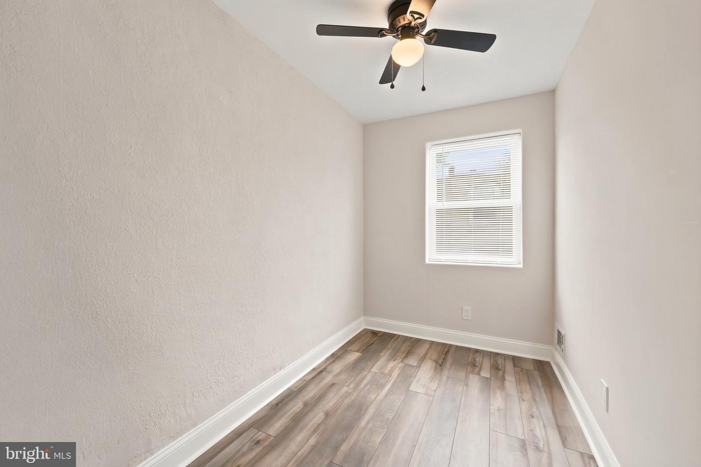 7135 Clover Ln Property Photo 6