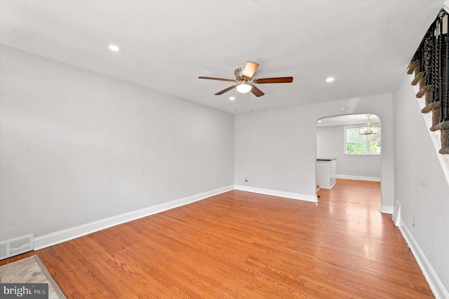 345 Westmont Dr Property Photo 5