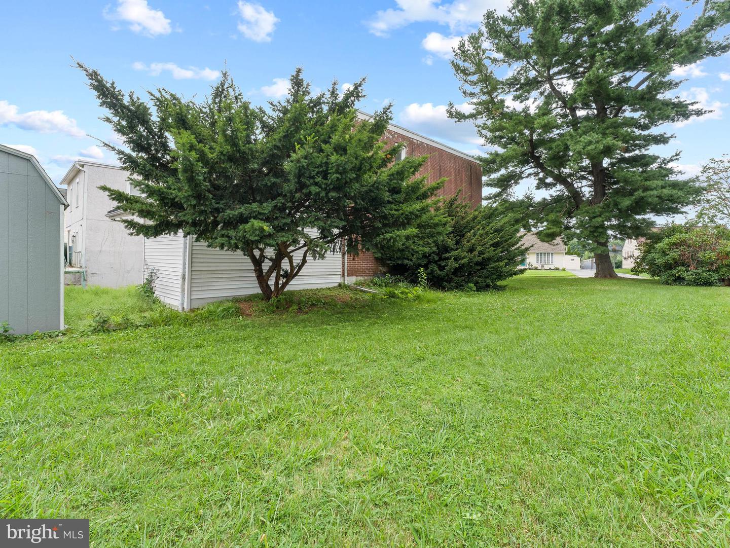 209 Upland Rd Property Photo 32