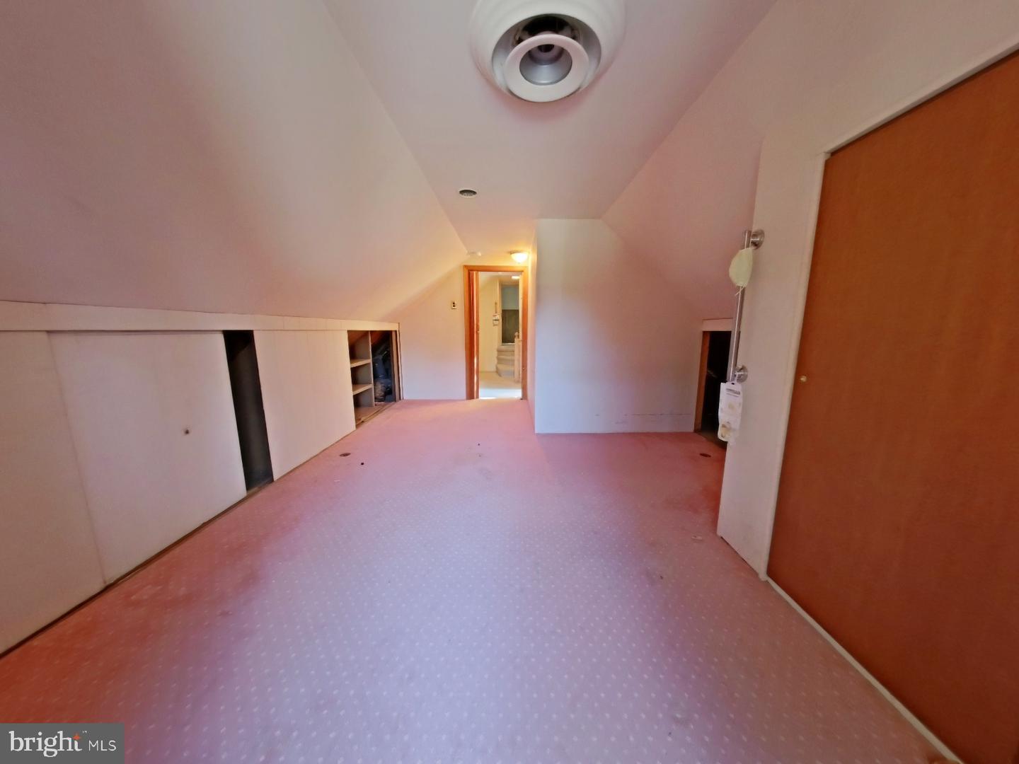 1746 Green Valley Rd Property Photo 17