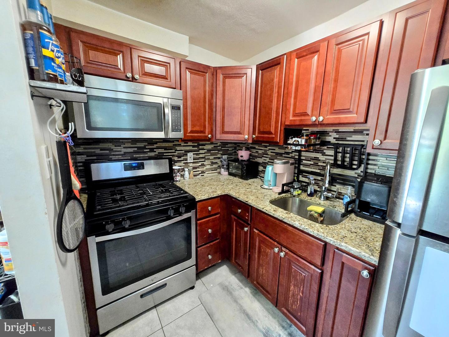 100 E Glenolden Ave #a-6 Property Photo 9