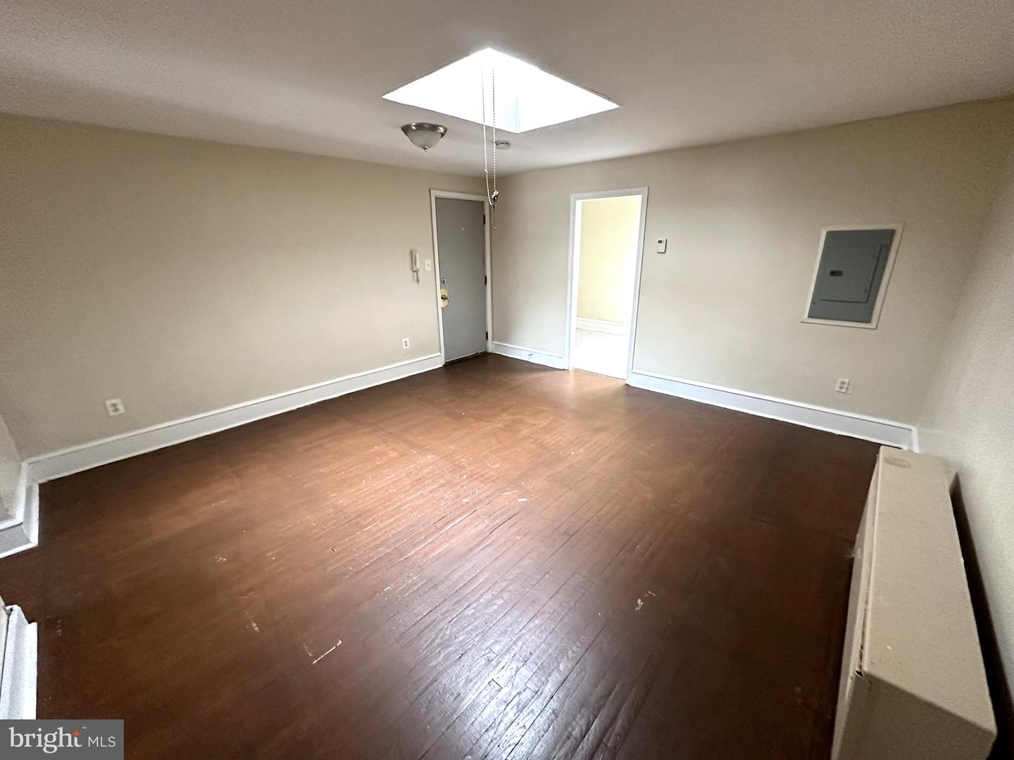 300-308 Macdade Blvd Property Photo 16