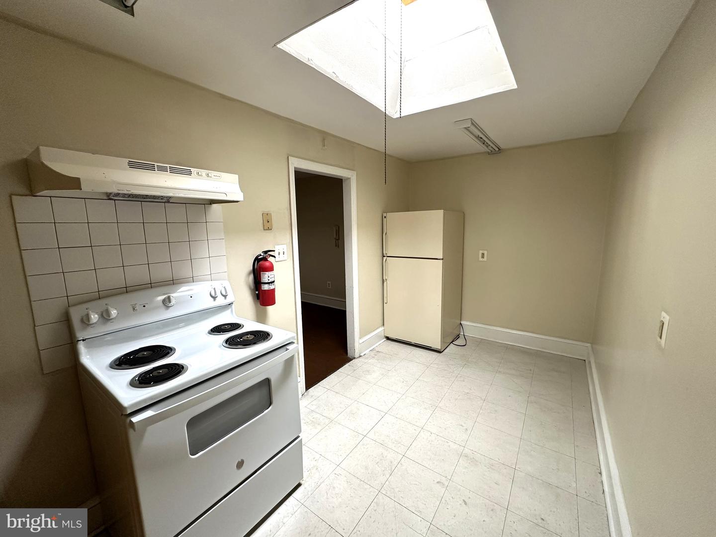 300-308 Macdade Blvd Property Photo 20