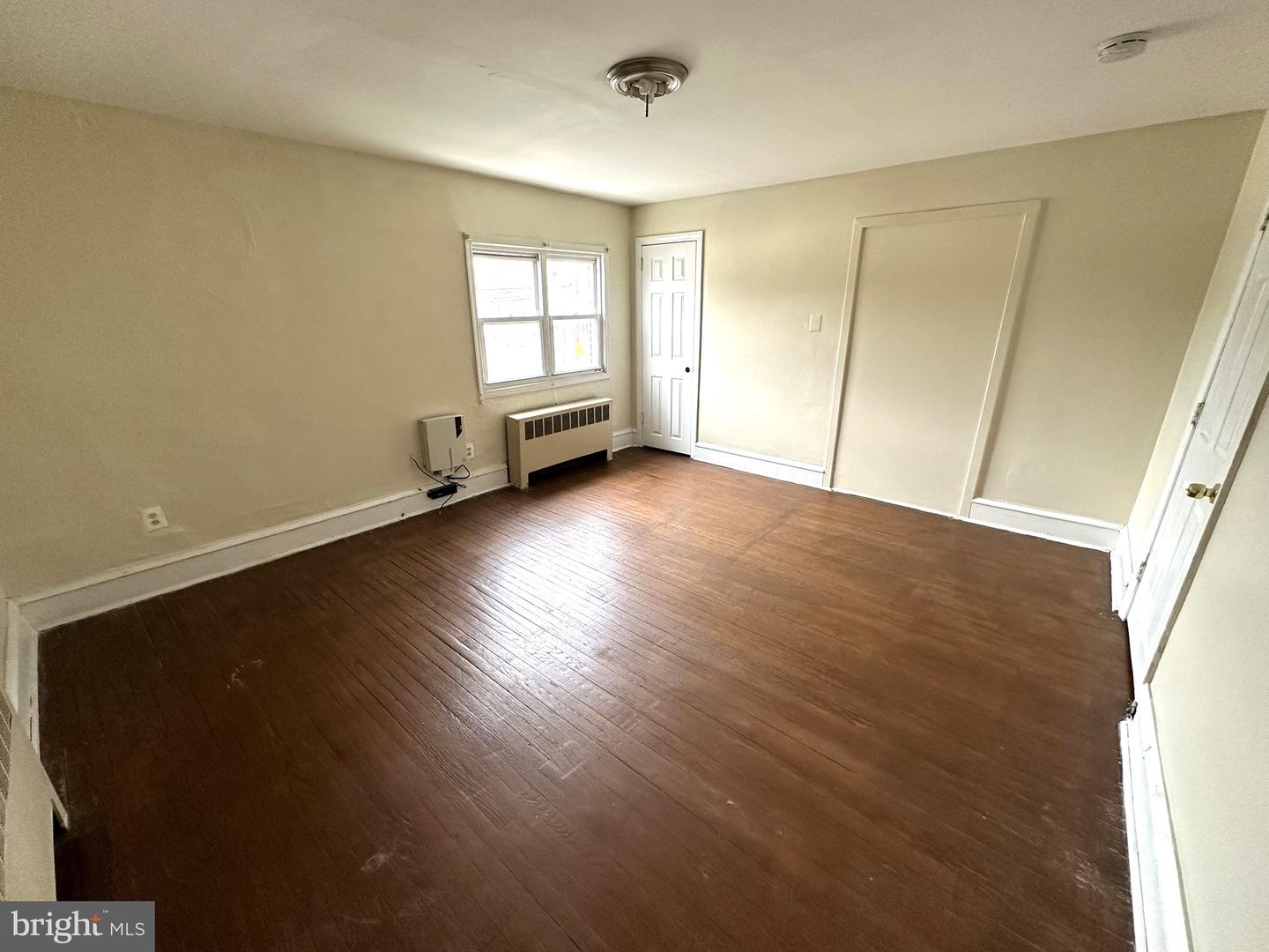 300-308 Macdade Blvd Property Photo 23