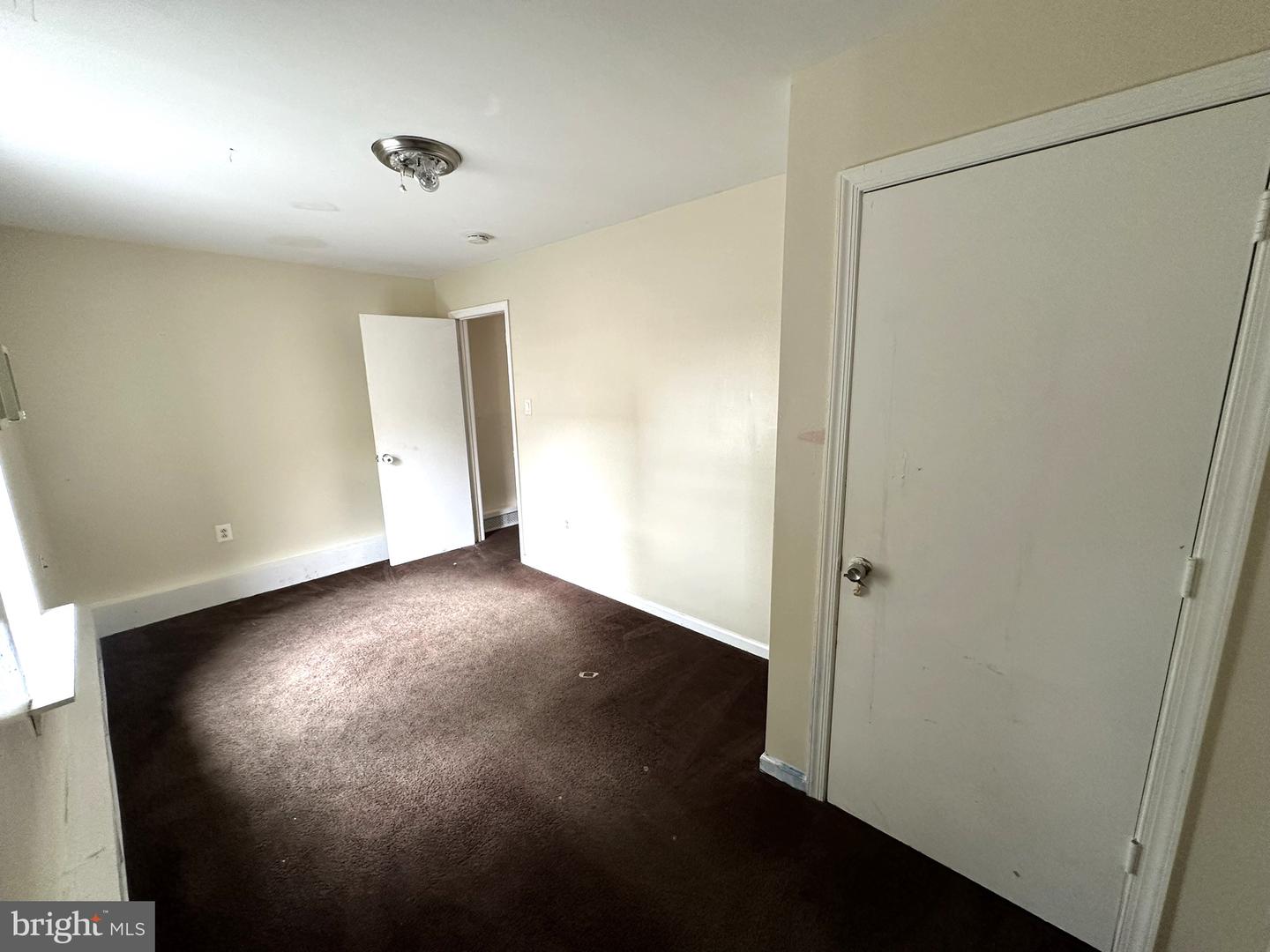 300-308 Macdade Blvd Property Photo 40