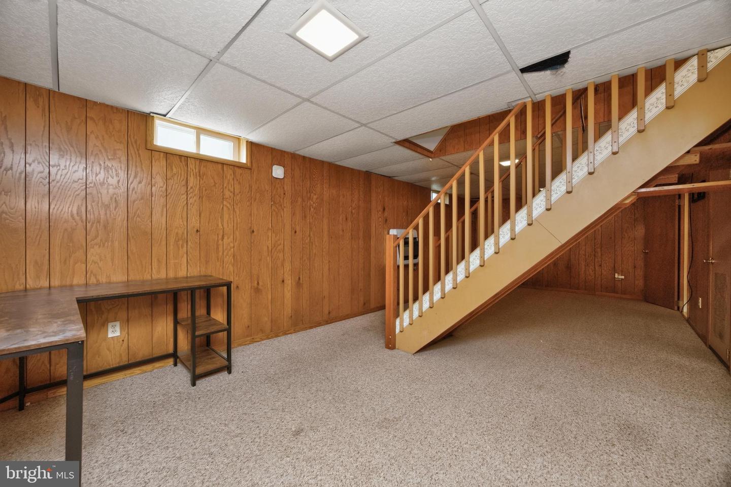 215 Ash Rd Property Photo 32