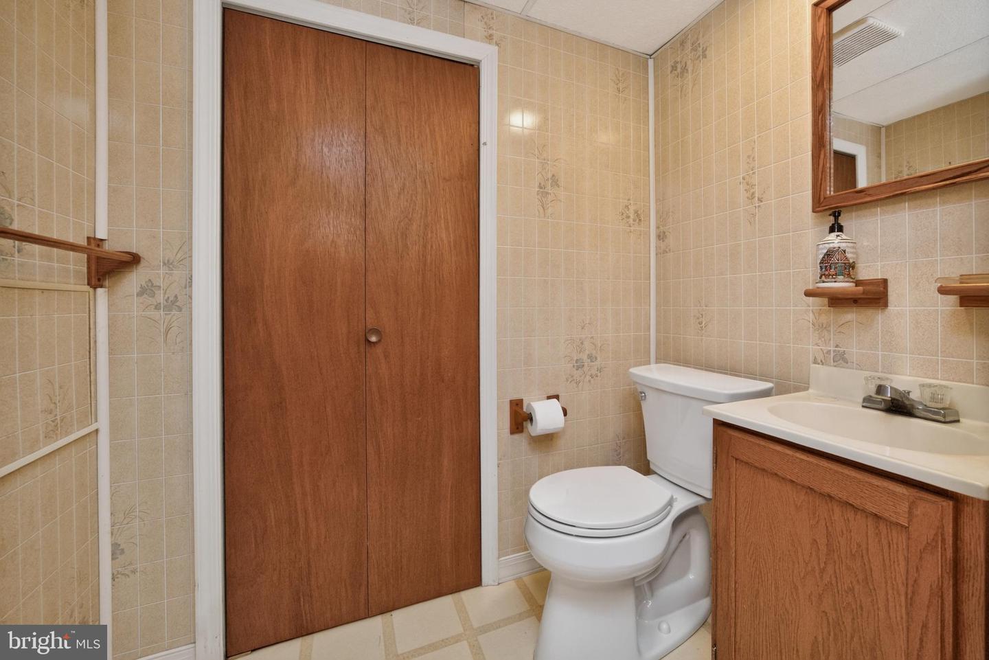 215 Ash Rd Property Photo 33