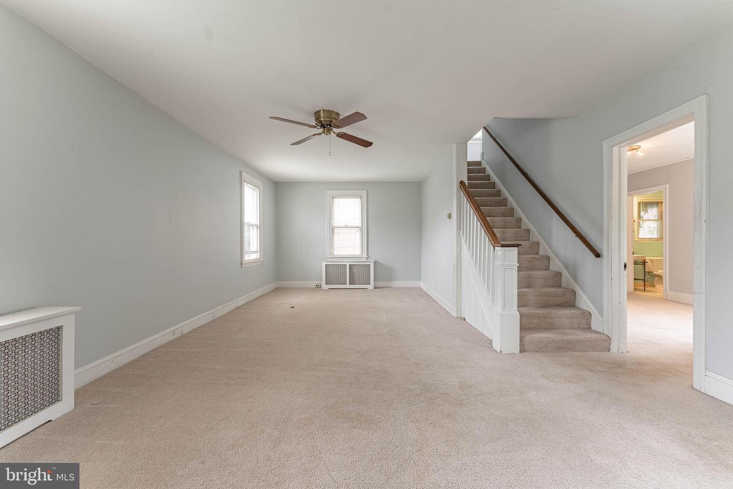 855 Martin Ave Property Photo 5