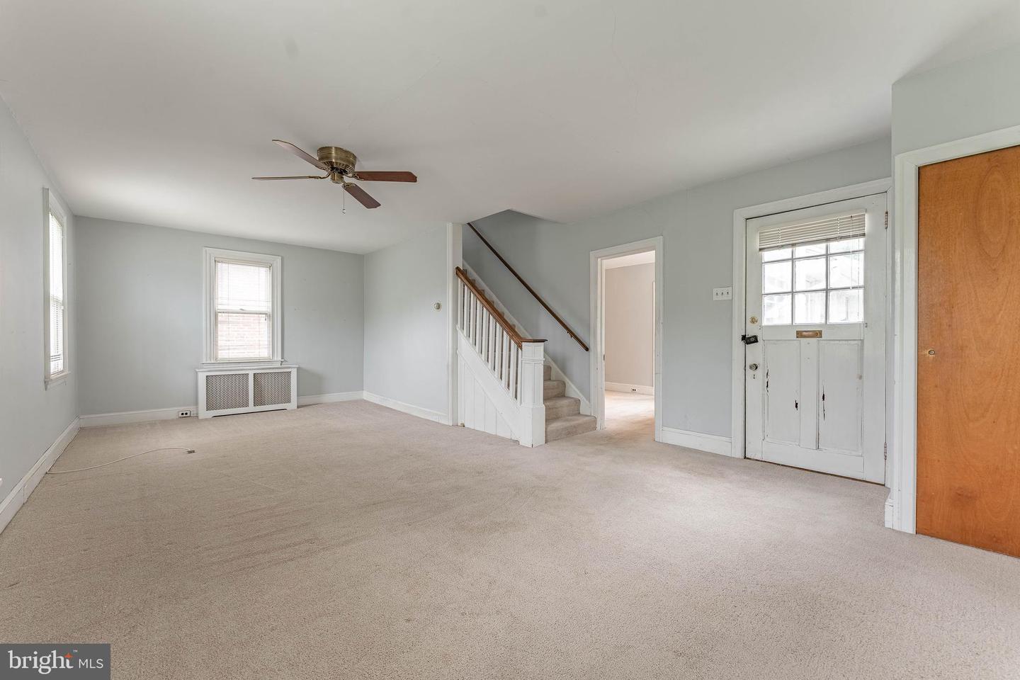 855 Martin Ave Property Photo 6