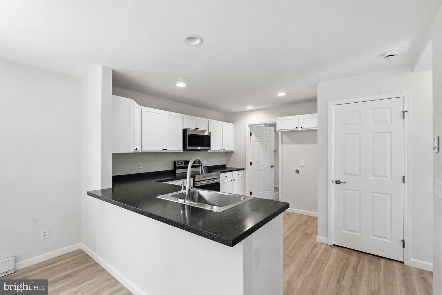 38 Market Lane Property Photo 5
