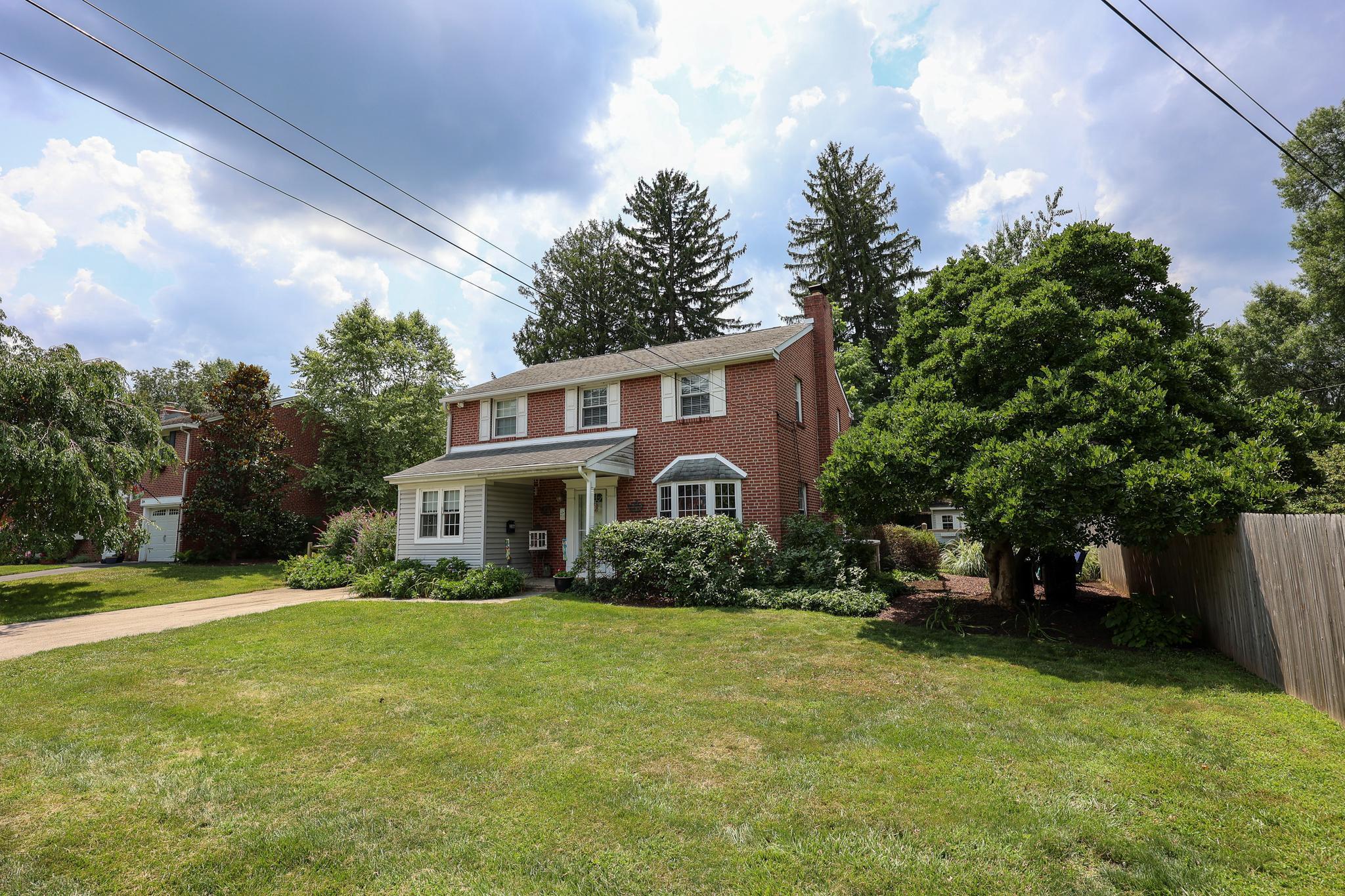 336 Overhill Rd Property Photo 2