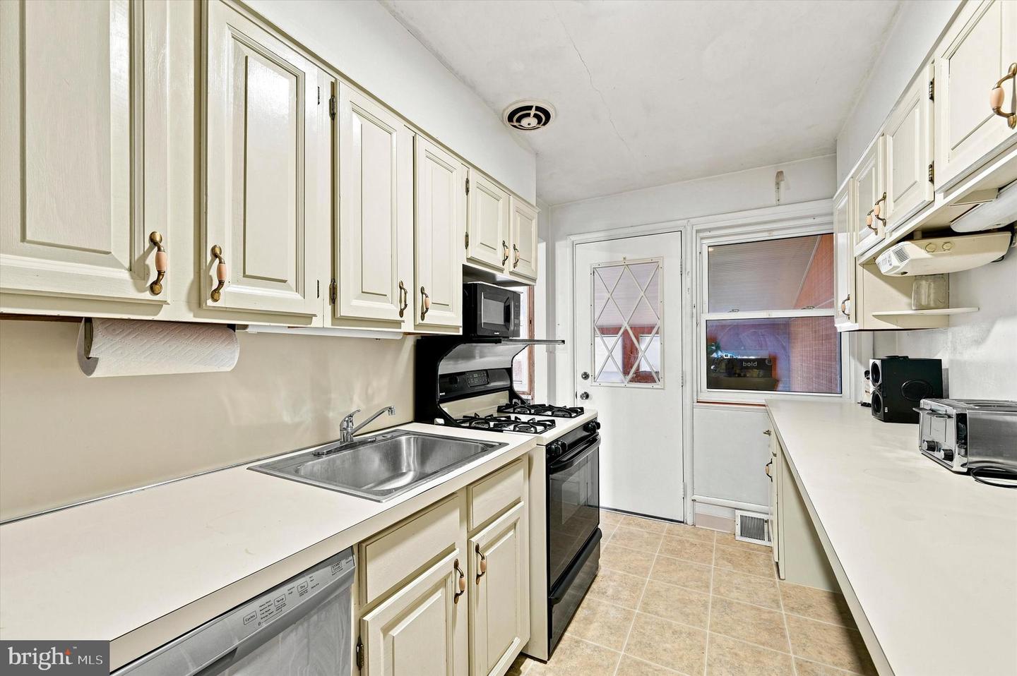 1403 Parklane Rd Property Photo 12