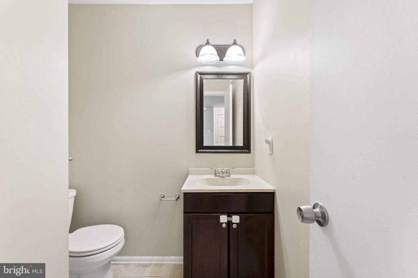 700 Ardmore Ave #614 Property Photo 13