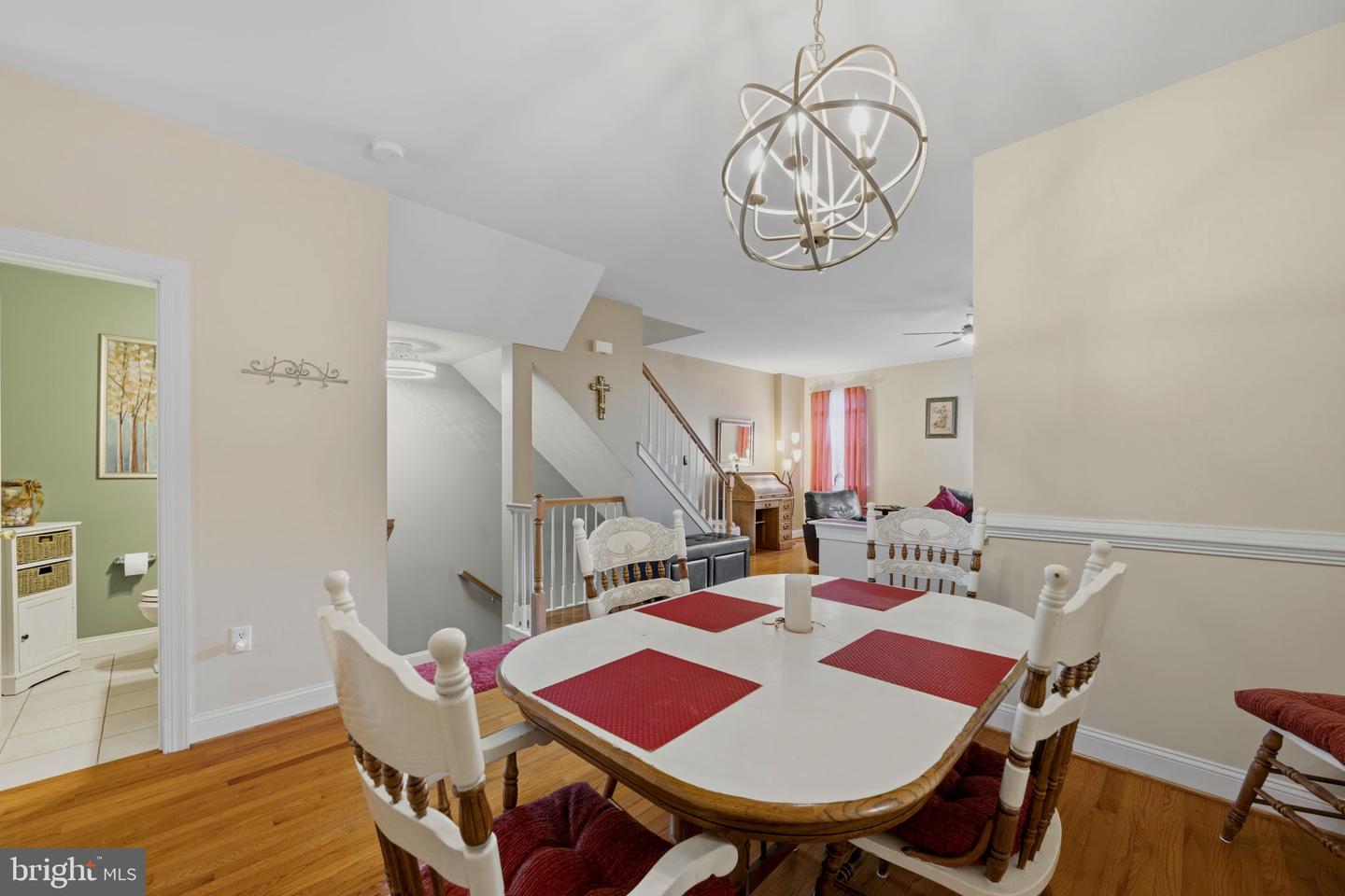 53 Hoag Ln Property Photo 6