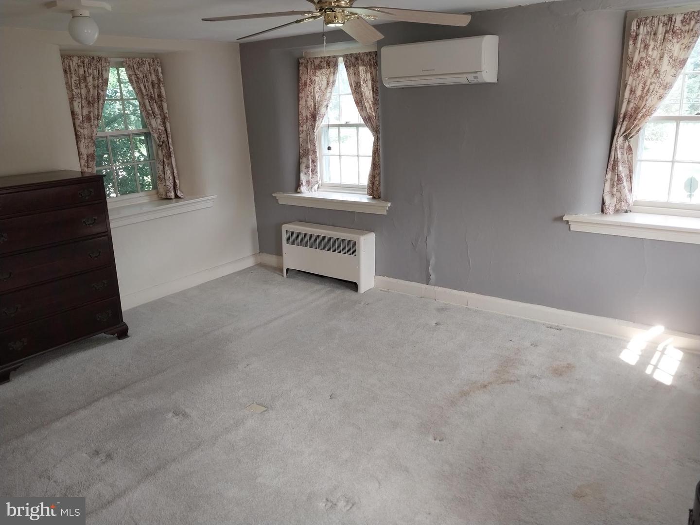 346 Thornton Rd Property Photo 24