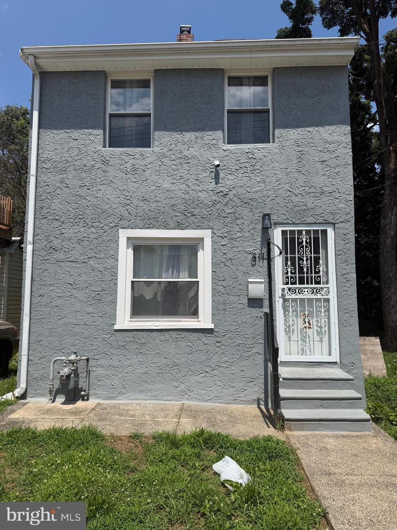 311 N 9th St Property Photo 1