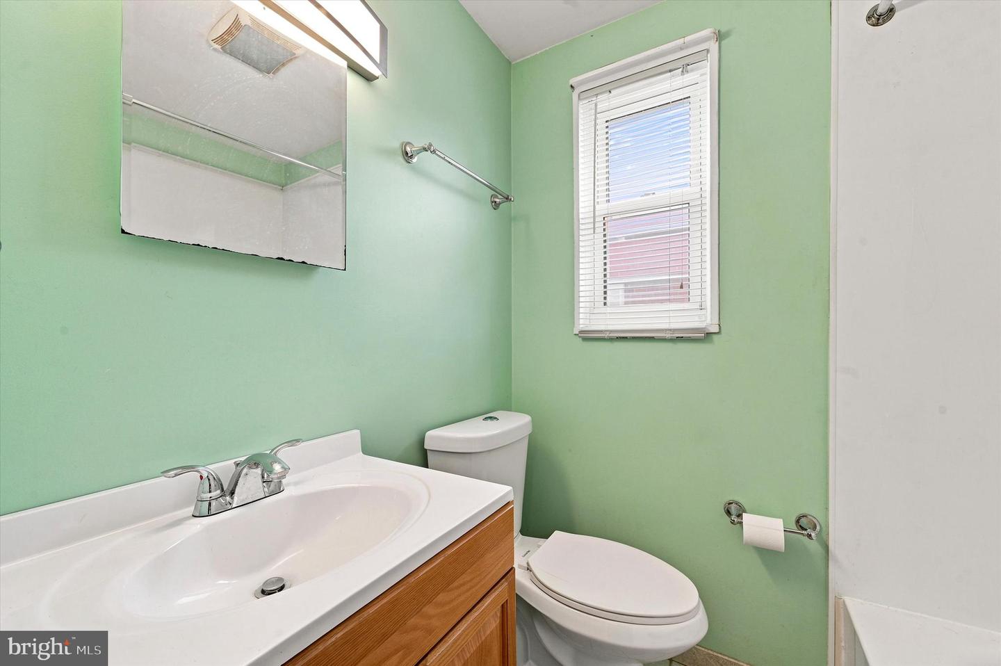907 Hancock Street Property Photo 21