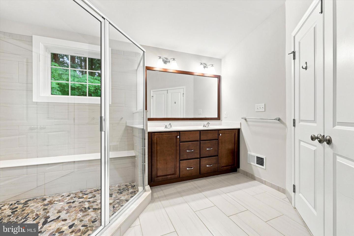 109 Eastwing Aly Property Photo 28