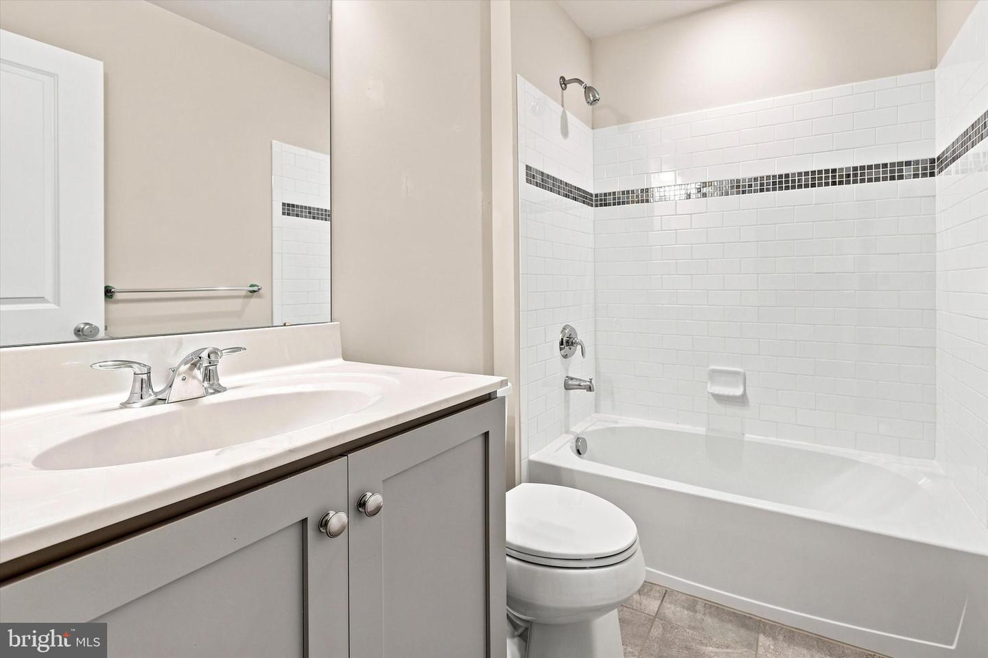 109 Eastwing Aly Property Photo 33