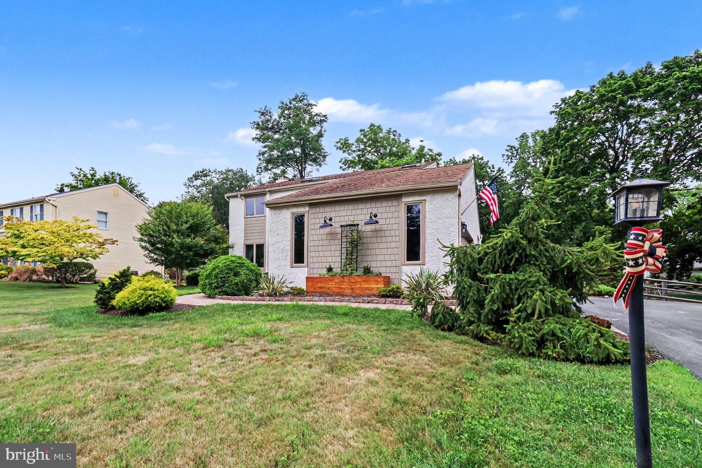 25 E Knowlton Rd Property Photo 3