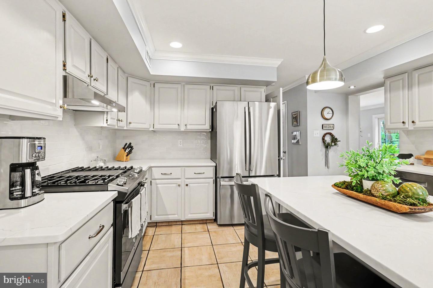 25 E Knowlton Rd Property Photo 17