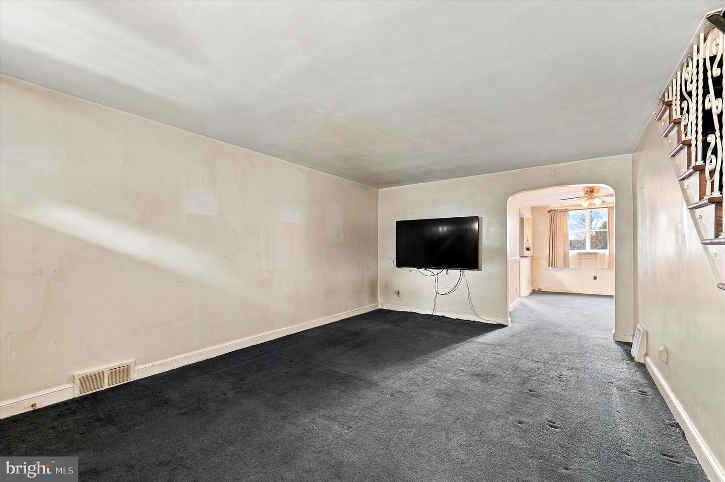 408 Rively Ave Property Photo 3