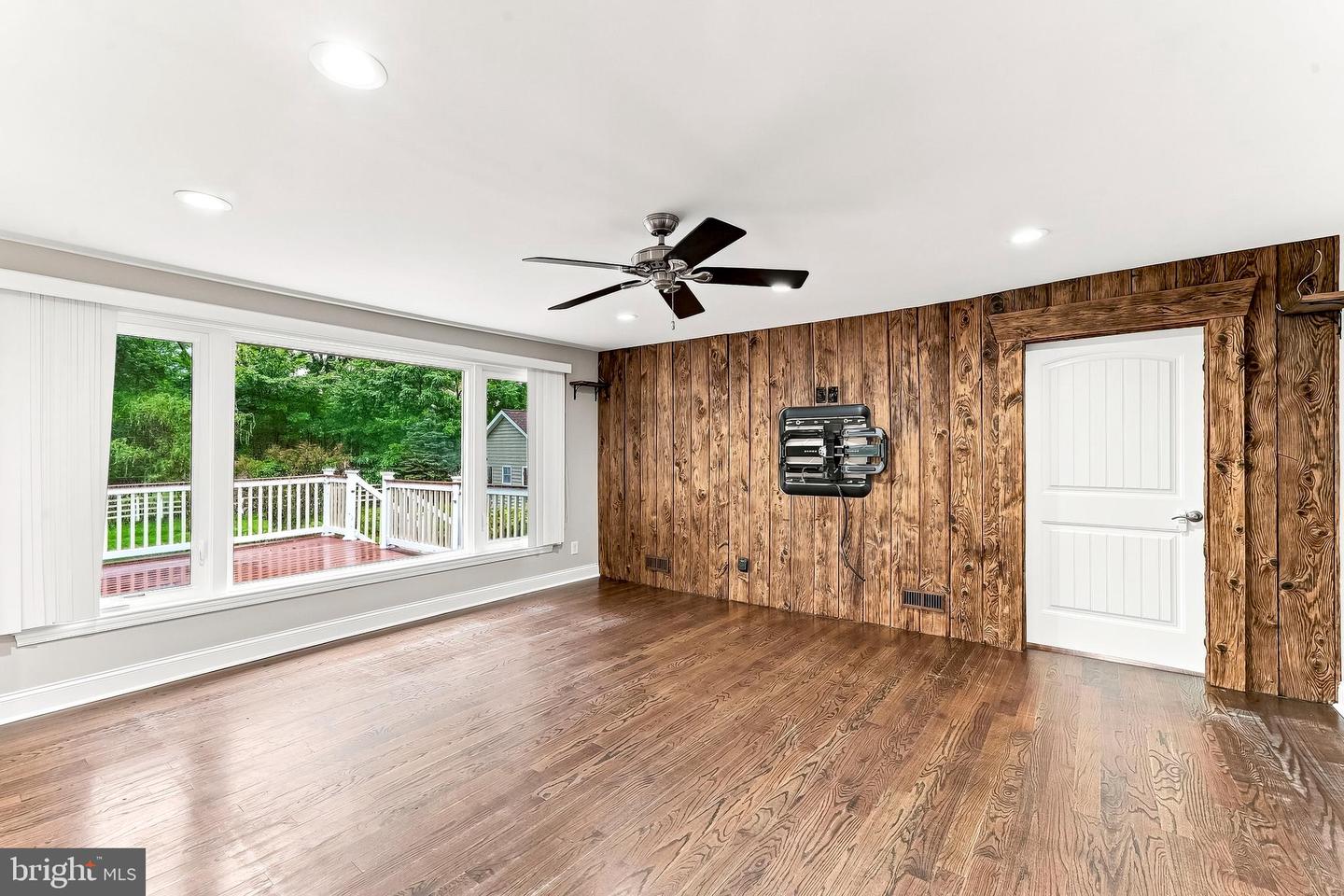 3190 Foulk Rd Property Photo 16