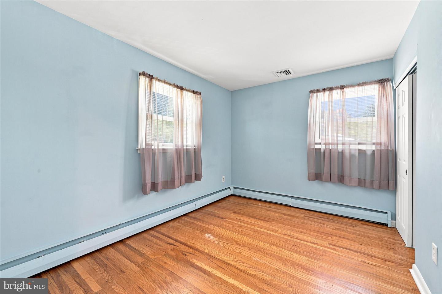 3060 Pancoast Ave Property Photo 18
