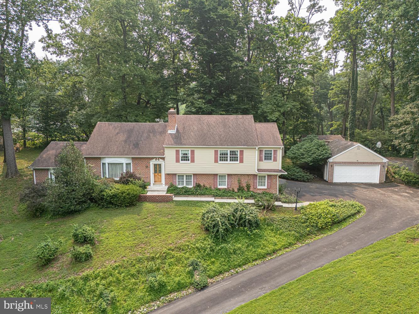 505 Cricket Ln Property Photo 1