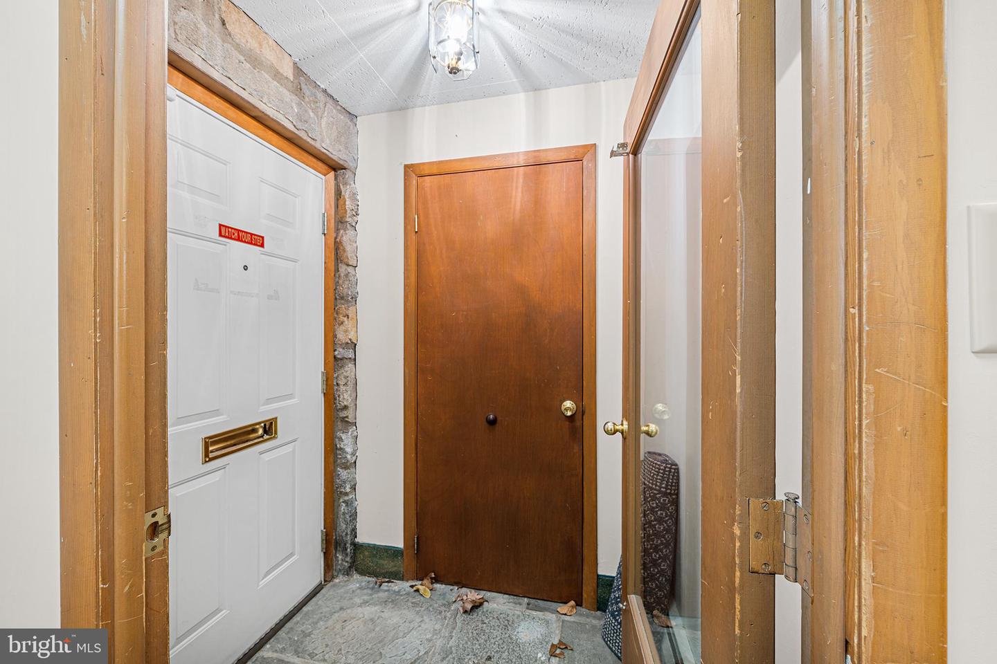 1 N Ormond Ave Property Photo 6