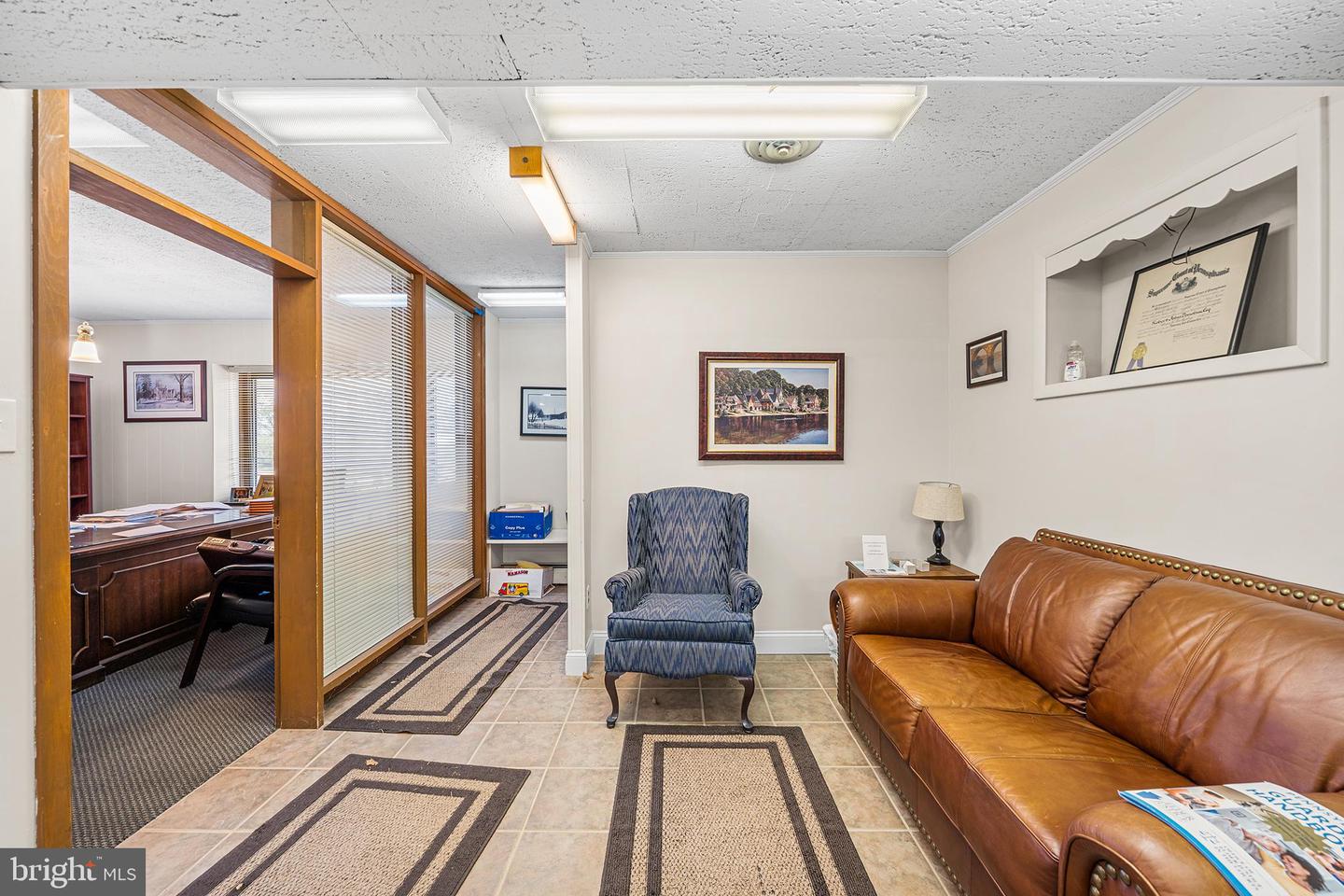 1 N Ormond Ave Property Photo 8