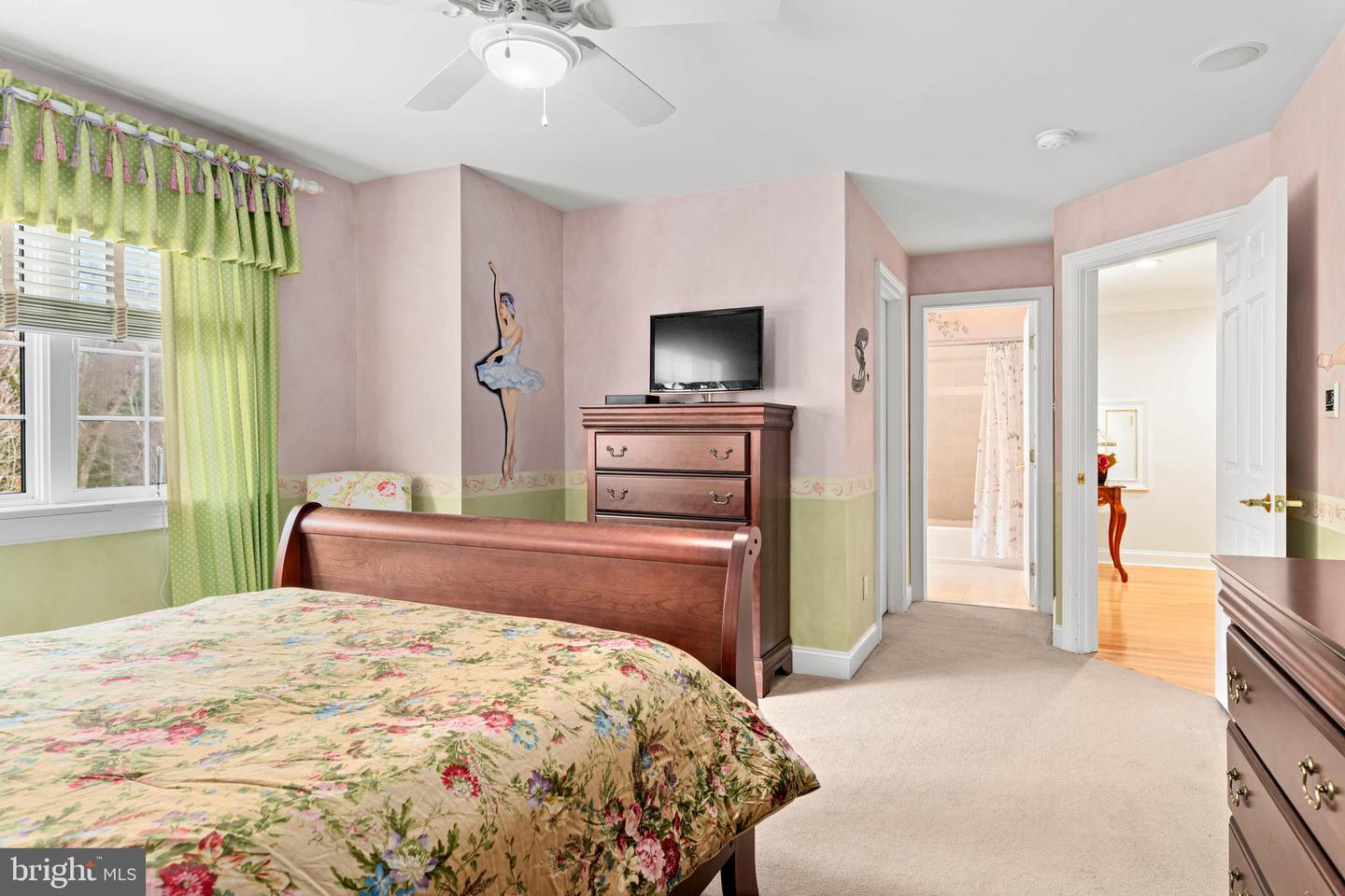 365 Arbor Cir Property Photo 44
