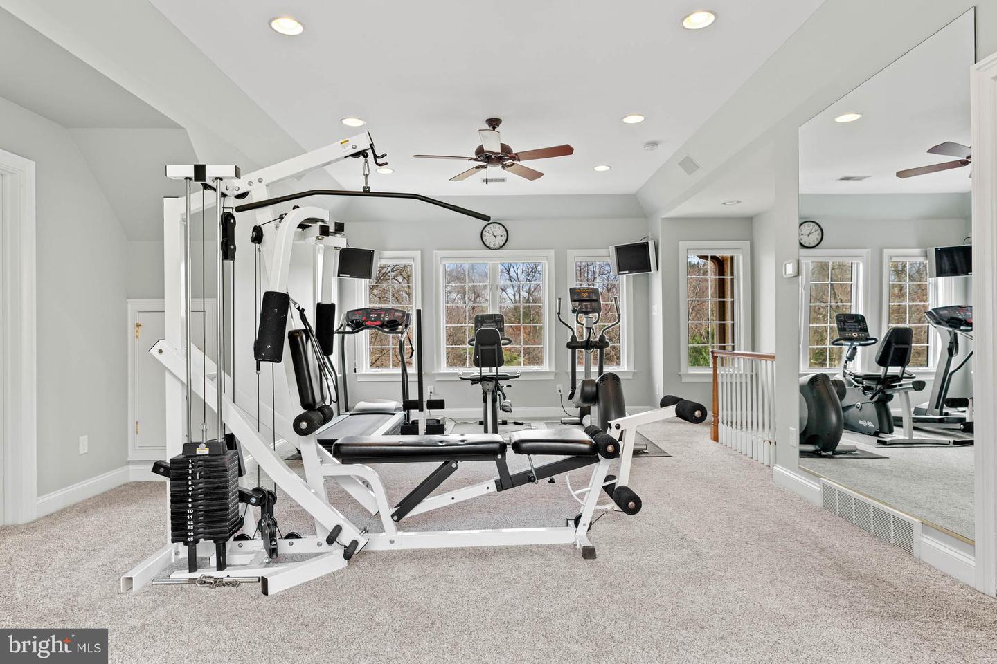 365 Arbor Cir Property Photo 48