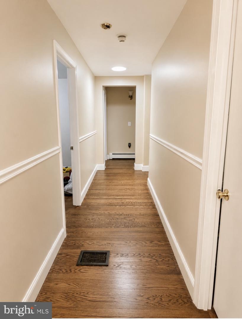 1408 Donna Ave Property Photo 11
