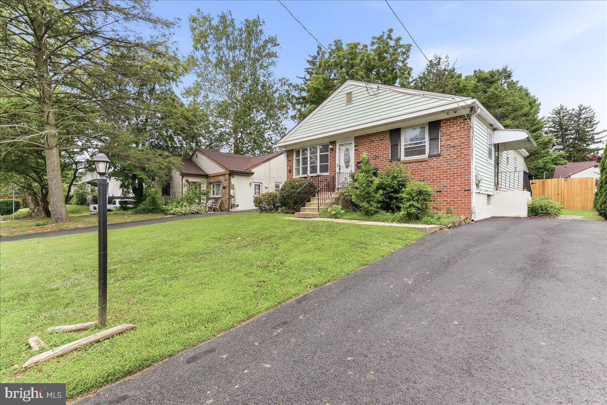 426 Sharp Ave Property Photo 2