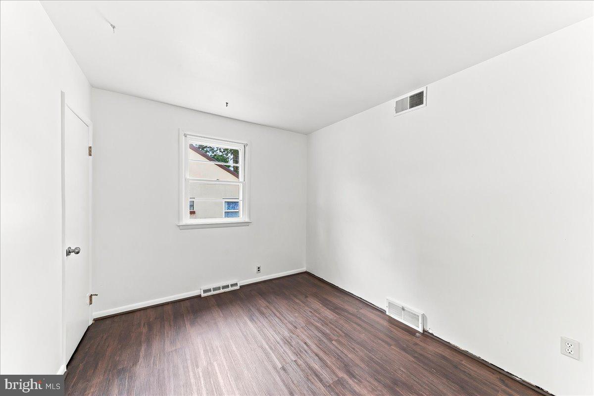426 Sharp Ave Property Photo 13