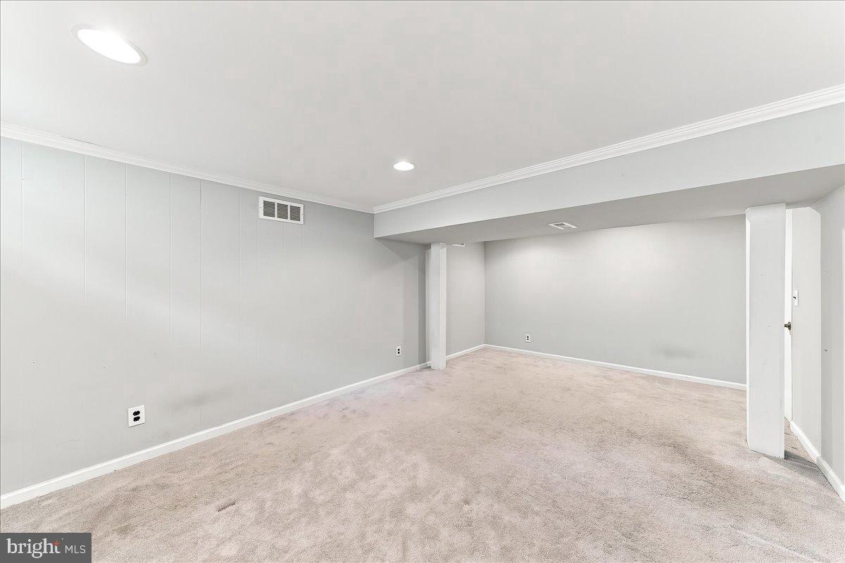 426 Sharp Ave Property Photo 24