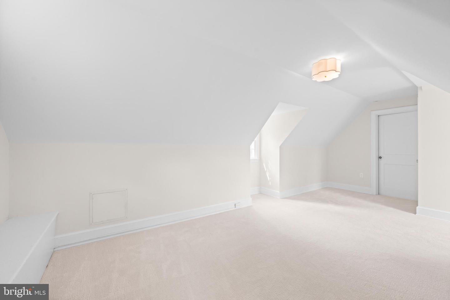 847 Lesley Rd Property Photo 56