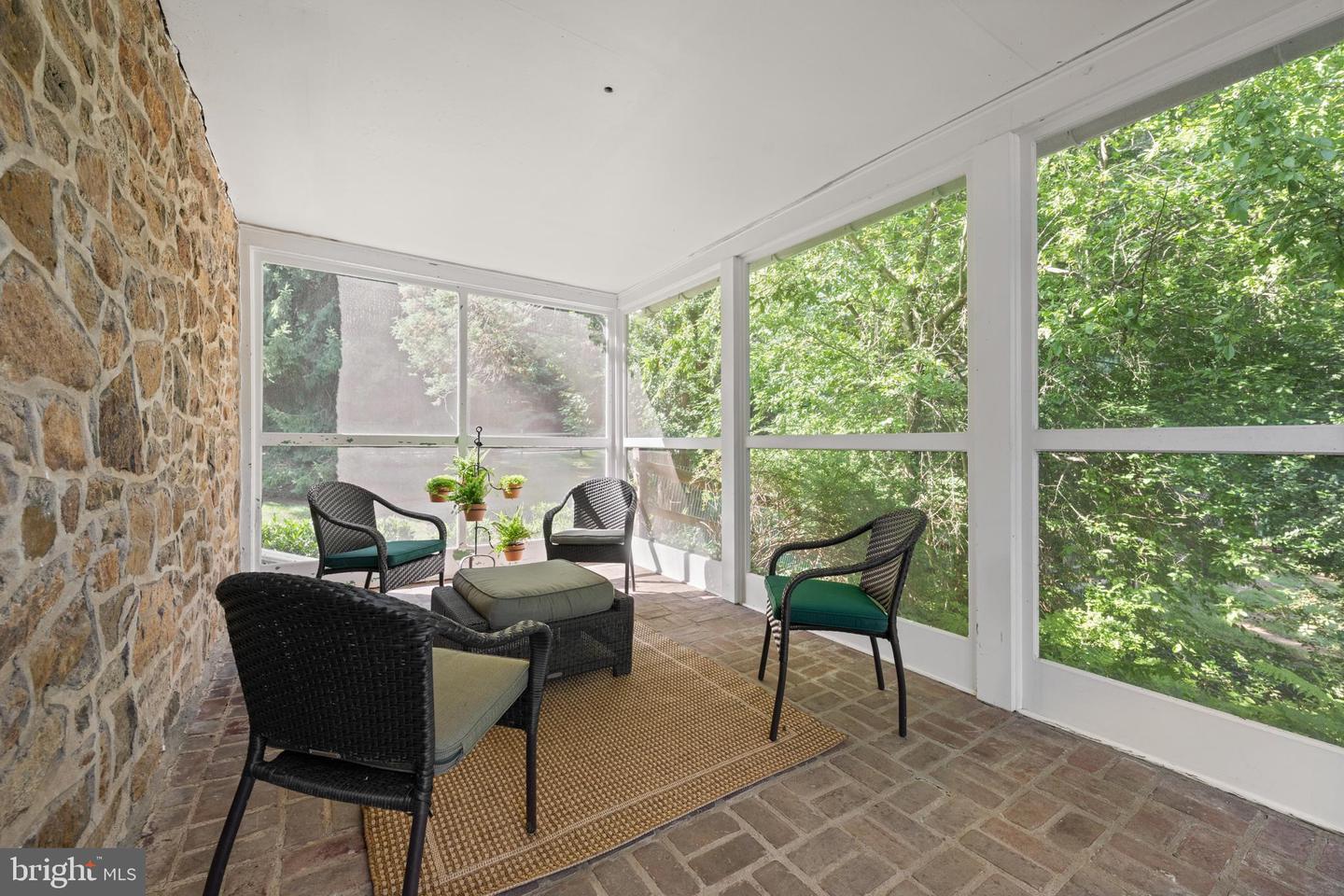 847 Lesley Rd Property Photo 79