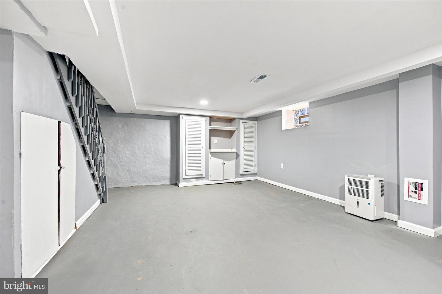 216 Woodlawn Ave Property Photo 19
